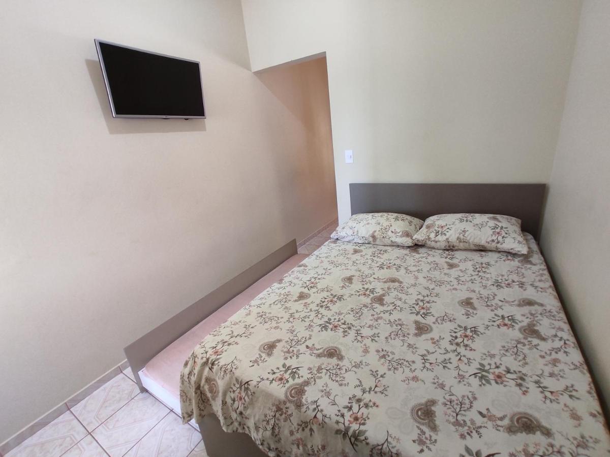 Residencial Medeiros Apartment Guarda do Embaú Екстериор снимка